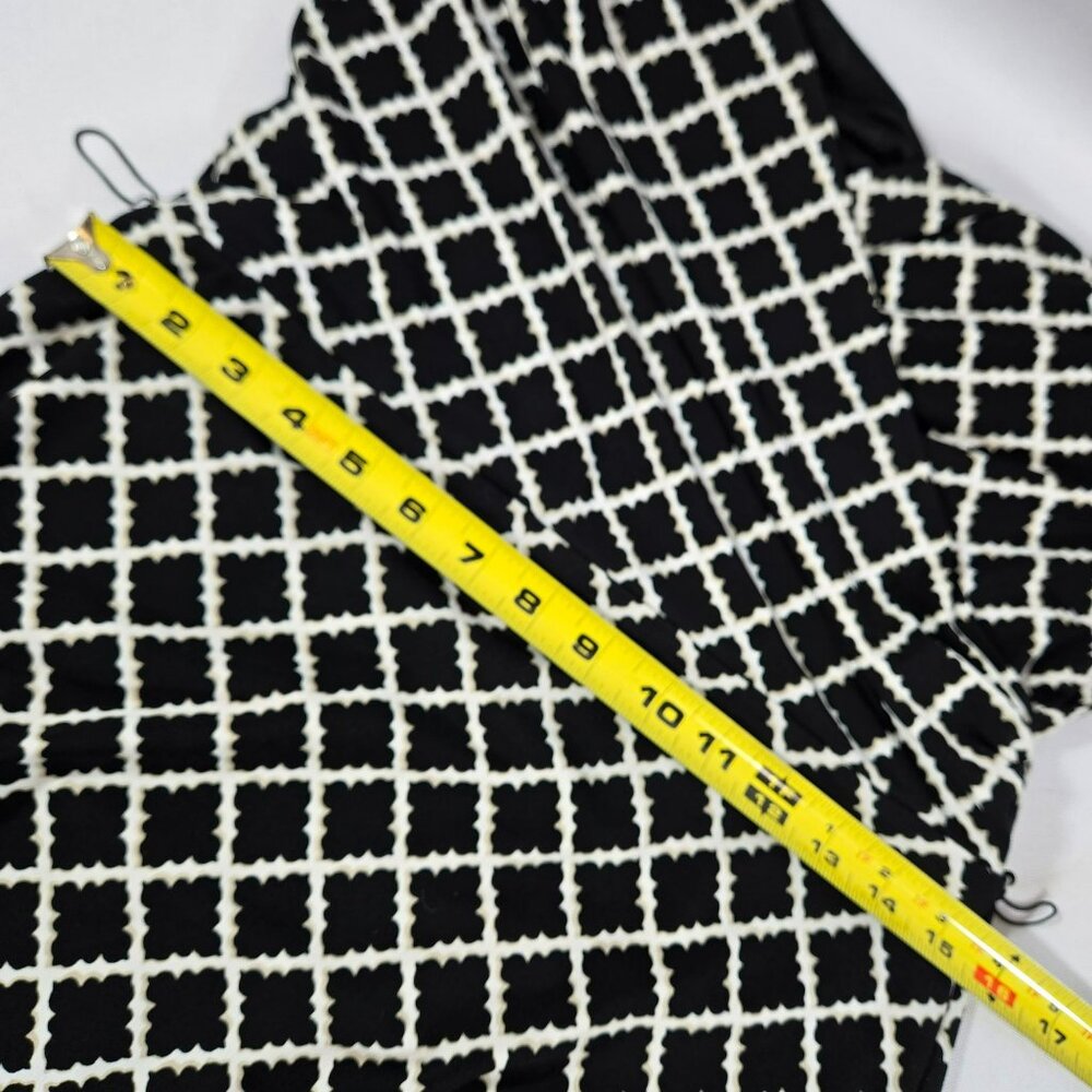White House Black Market Geometric Faux Wrap Dress Sz 8 Belted Stretch Lined - Picture 6 of 11